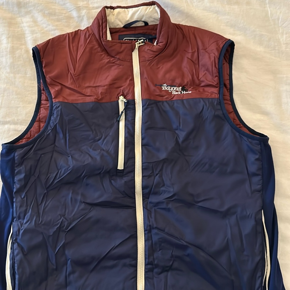 Straight Down Vest Xl Golf Vest Bayonet & Black Horse